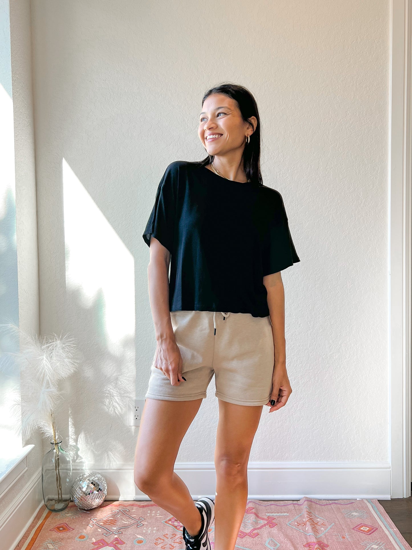 Onyx Cropped Tee