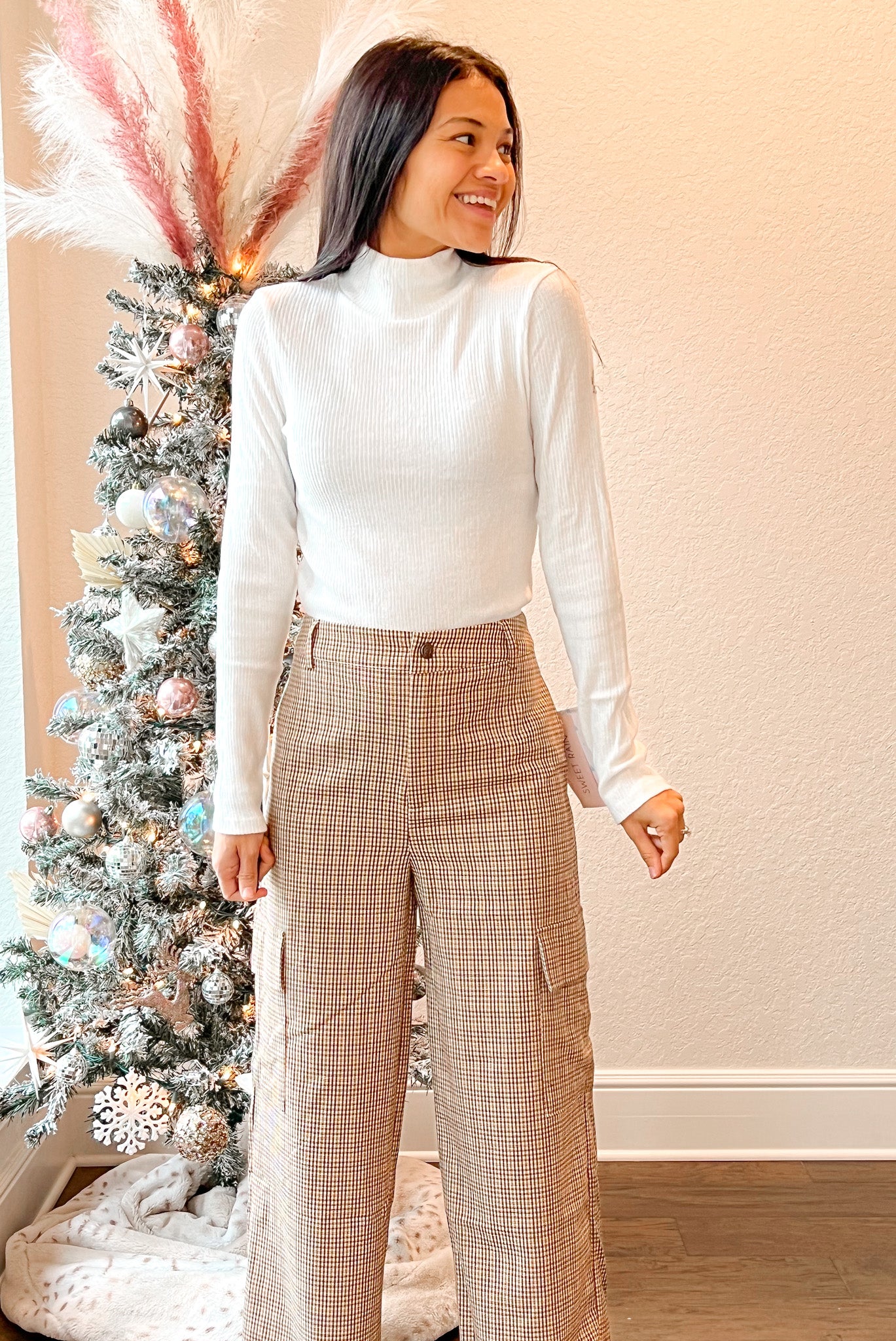 Pearl Cropped Turtle Neck